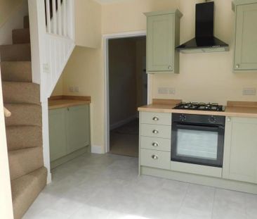 2 bedroom terraced house to rent - Photo 6