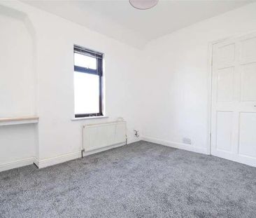 Warren Avenue, Wakefield, WF2 - Photo 4