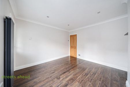 2 bedroom terraced house to rent - Photo 2
