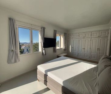 Casa o chalet de alquiler en Nova Santa Ponsa - Carrer del Riu Stil... - Photo 3