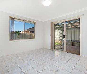 Three Bedroom Family Home - Photo 2