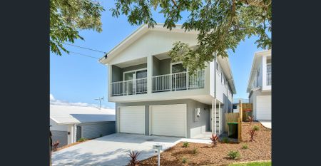 MODERN, FULLY FURNISHED, DESIGNER APARTMENTS IN WYNNUM - Photo 5