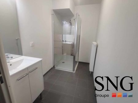 T3 AVEC BALCON ET PARKING - Photo 4