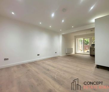 3 bedroom apartment to rent - Photo 3