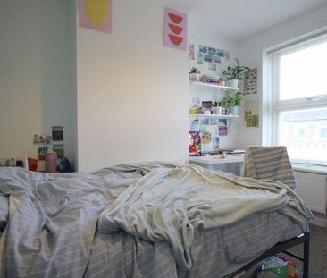 6 bedroom property to rent - Photo 6