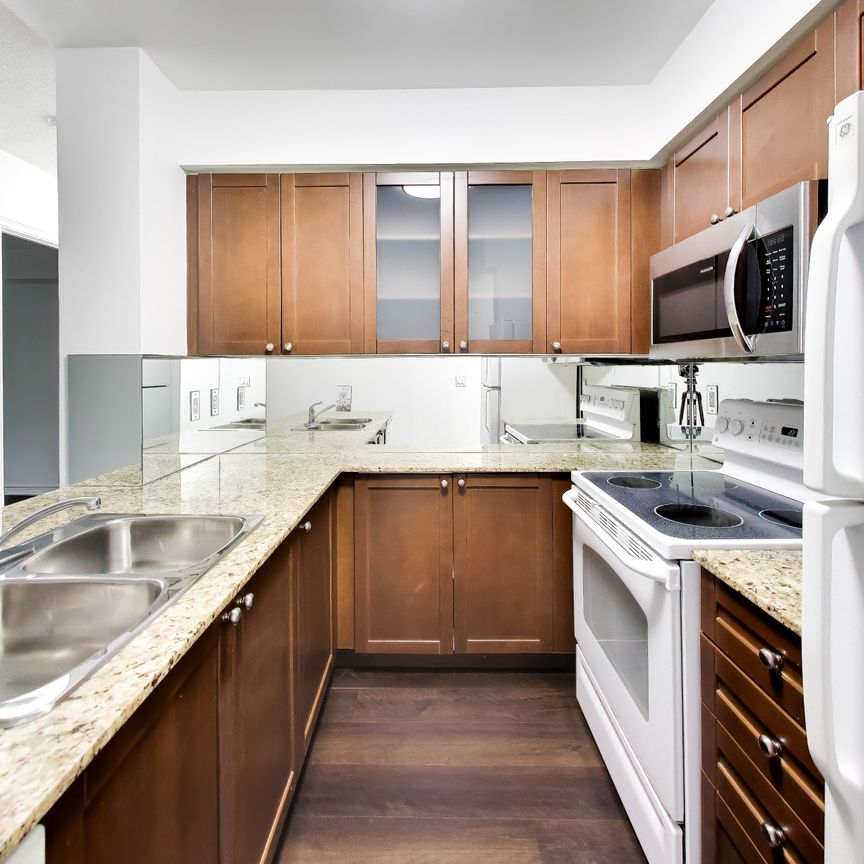 For Lease - 761 Bay Street Unit# 313, Toronto, Ontario - Photo 1