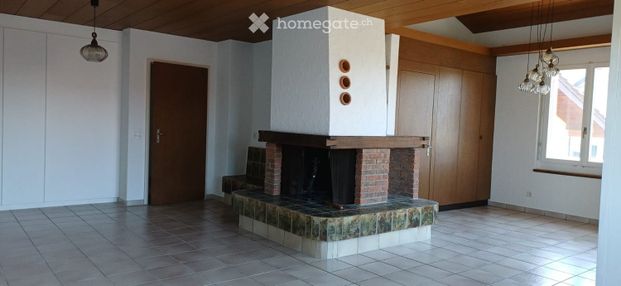 grosszügige 4.5 Zimmer-Wohnung mit Büro zu vermieten - Foto 1