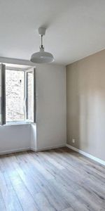 Location Appartement 2 pièces 42m² MAZAMET 81200 - Photo 4