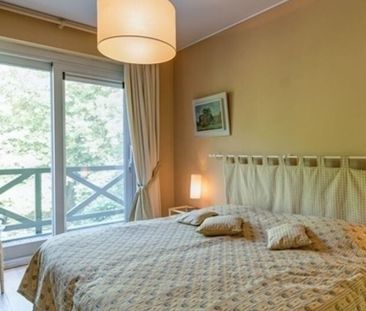 Appartement te huur in Brasschaat voor € 2.400 met 3 slaapkamers - Photo 4