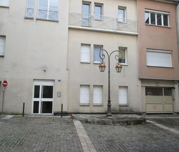 Location Appartement 2 pièces 48m² ORLEANS 45000 - Photo 2