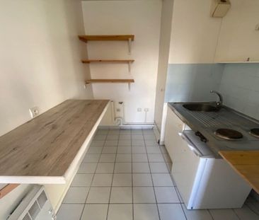 Location Appartement 1 pièce 26m² LILLE 59000 - Photo 5