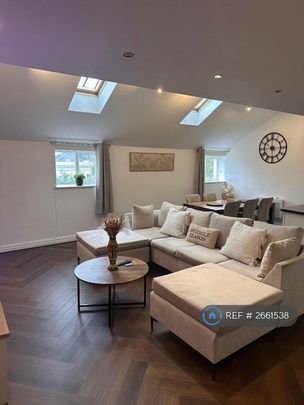 3 bedroom flat to rent - Photo 1