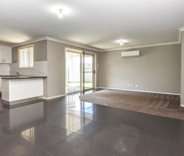 21 Robinson Court, - Photo 5