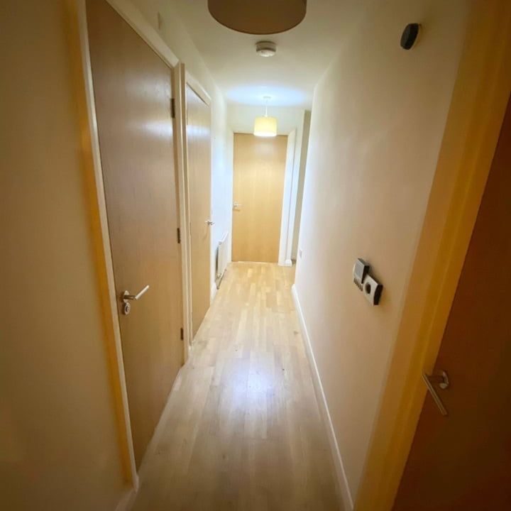 Room in a Shared Flat, Ursula Gould Way, E14 - Photo 1