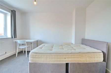 6 bedroom terraced house to rent - Photo 5