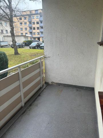 Gut gelegene 2-Z. Wohnung mit Balkon, Duisburg-Wanheimerort - Photo 5