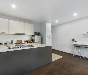 309/50 Janefield Drive, Bundoora - Photo 2