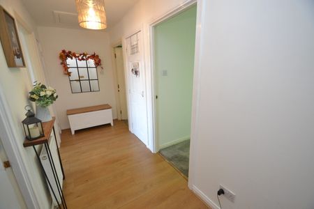 2 bed flat to rent in Hillington Road South, Glasgow, G52 - Photo 4