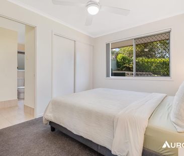 MODERN COMFORT IN THE HEART OF CLEVELAND! - Photo 4