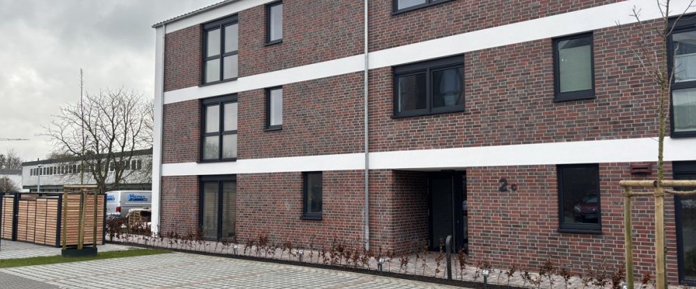 Wohnen am Norder Tief: Schöne Erdgeschosswohnung mit Blick auf die Mühle - Foto 1