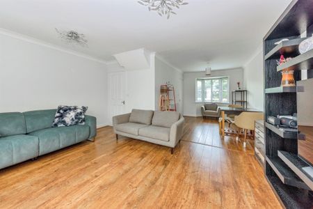 Elgar Way, Stamford - Photo 5