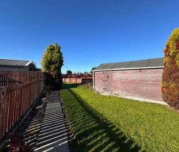 2 bedroom bungalow to rent - Photo 2