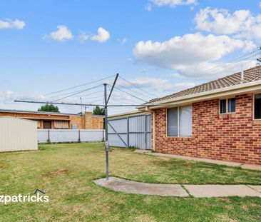 48 Oleander Crescent, Lake Albert, NSW 2650 - Photo 6