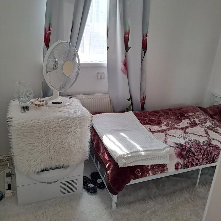 Room in a Shared Flat, Southcott House, E3 - Photo 1