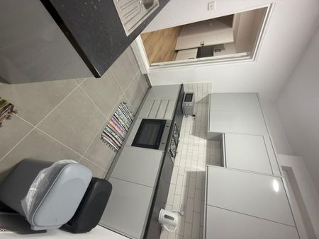 6 Bed Detached House, Steele Road, N17 - Photo 5