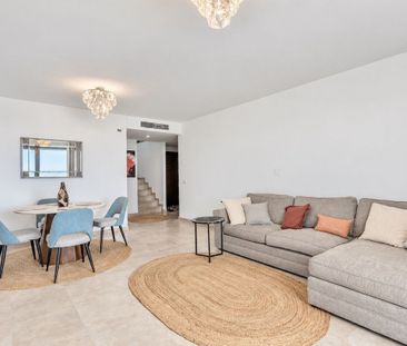 Duplex in Altos de los Monteros - Photo 4