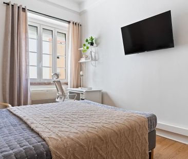 Avenida de Sidónio Pais, Lisbon, Lisbon 1050-215 - Photo 2