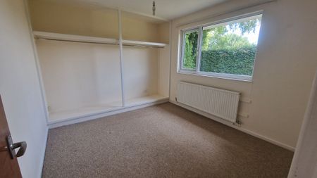 small.property-address__title - Photo 4