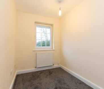 Hollington Way, Winstanley, WN3 6LS - Photo 2