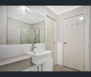 PRIME LOCATION !! - Photo 3