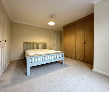 Castleton Court, 3 Arncliffe Road, Leeds, LS16 5JE - Photo 4