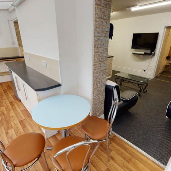 2 Becketts Park Road, Leeds, LS6 3PG - Photo 1