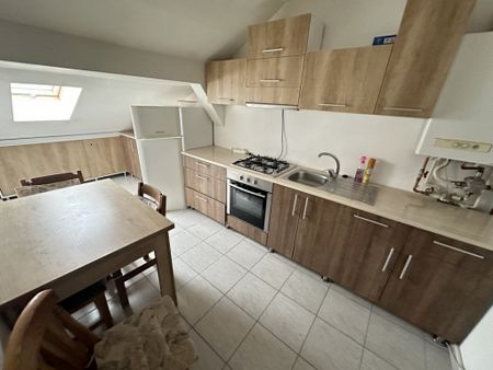 Apartament 3 camere 100mp zona Tilisca - Photo 4