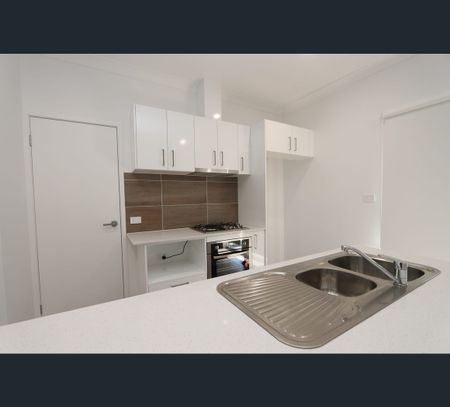 12 Kinross Avenue, Cameron Park, NSW 2285 - Photo 4
