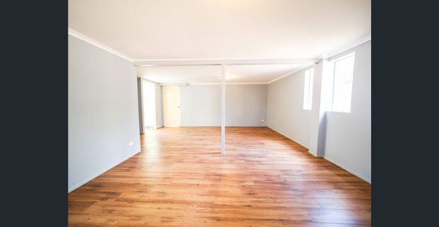 There's Space for All the Family Here - Photo 1