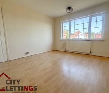 3 bedroom detached house to rent - Photo 3