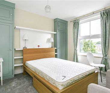 Chiswick High Road, London, W4 4HS - Photo 1