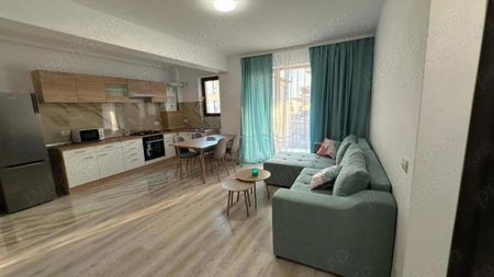 Se inchiriaza apartament in zona Centrala - Photo 5