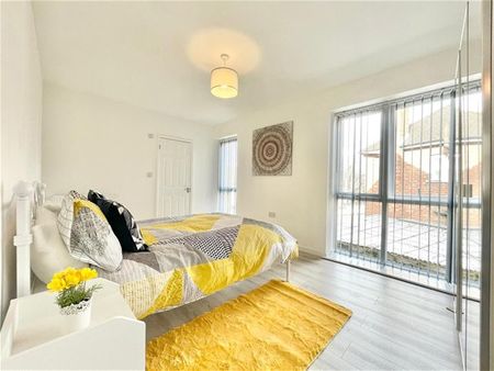 74 Higham Hill Road, London - Photo 5