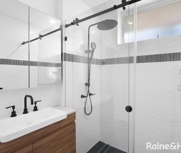 Furnished Toowong Unit with Exclusive Courtyard - Photo 5