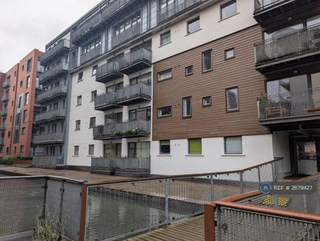 1 bedroom flat to rent - Photo 3