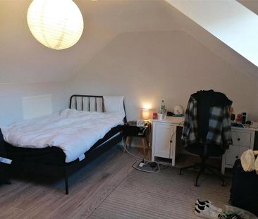 4 bedroom terraced house to rent - Photo 5