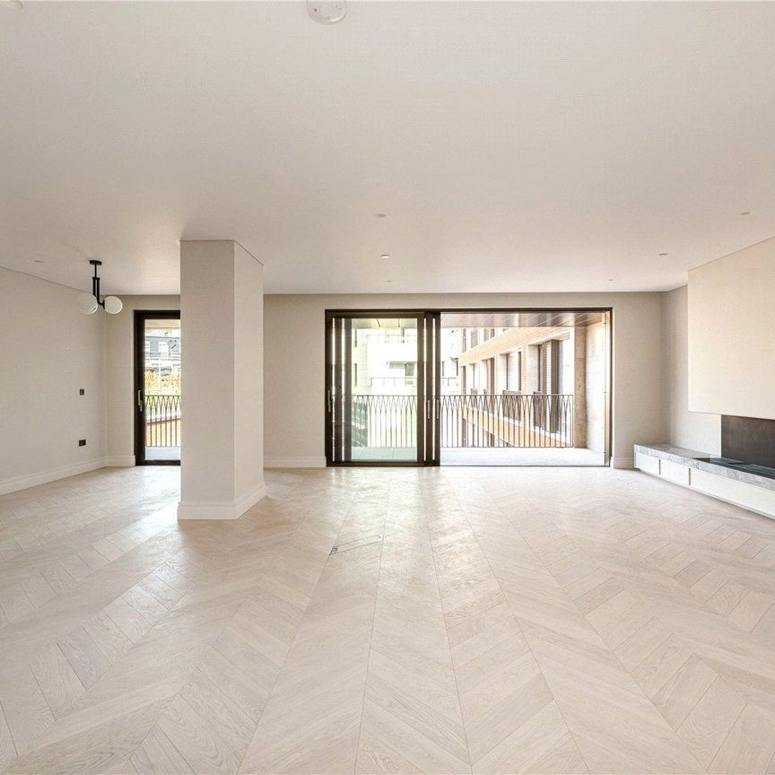 One Carrington Street, W1J - Photo 1