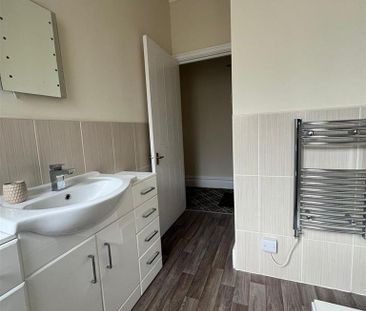 1 bedroom flat to rent - Photo 6