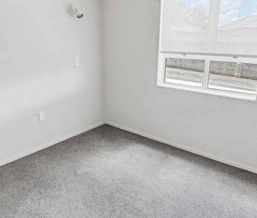 2 bedroom home in Hamilton! - Photo 4