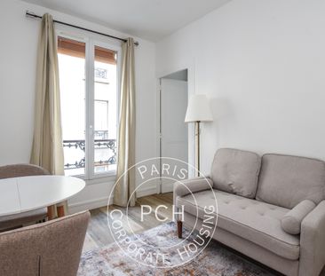 Rue de Charenton, - Photo 1